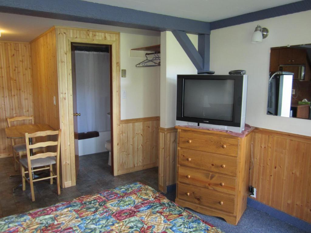Lakeside Motel Williams Lake Quarto foto